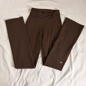 ALO Yoga Women's Chocolate Brown Leggings